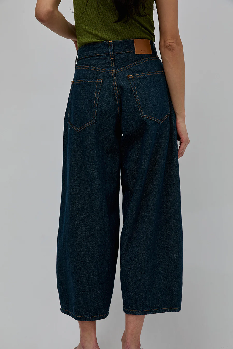 6397 Cropped Roomy Jean in 70s Rinsed Raw - Image 4