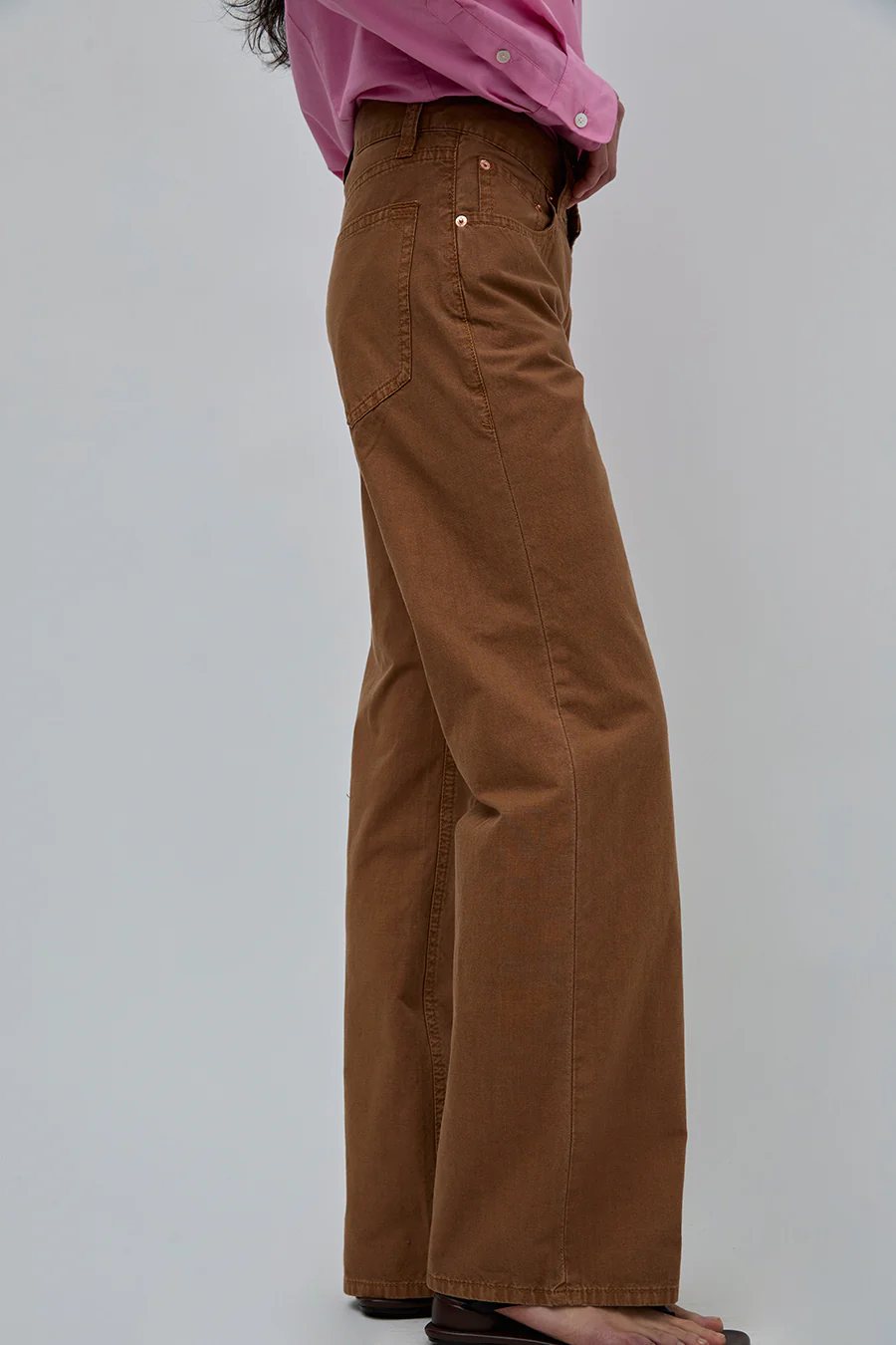 6397 Slim Bootcut Trouser in Tawny - Image 4