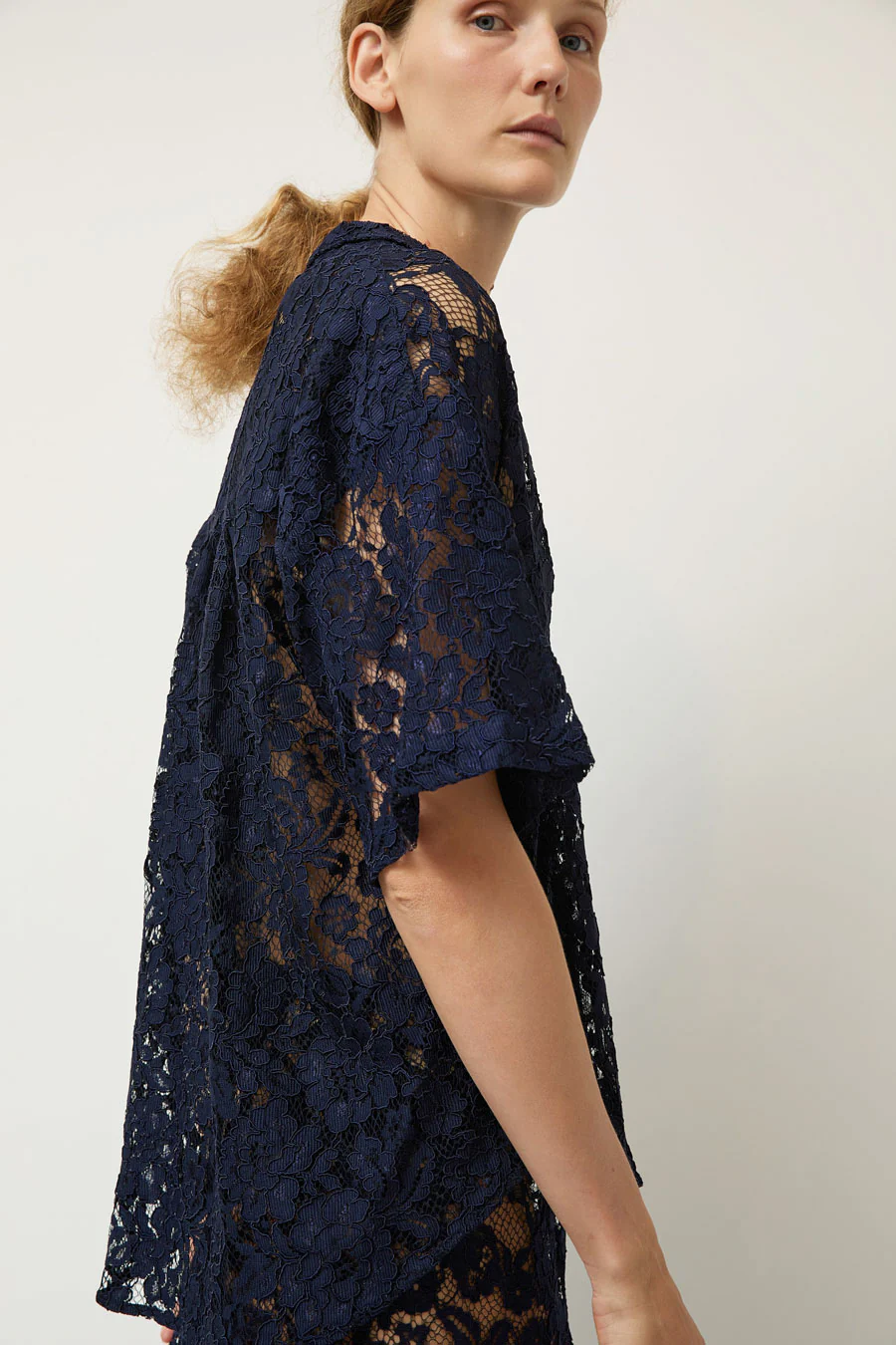 A Bronze Age Romeo Top in Navy Lace - Image 4
