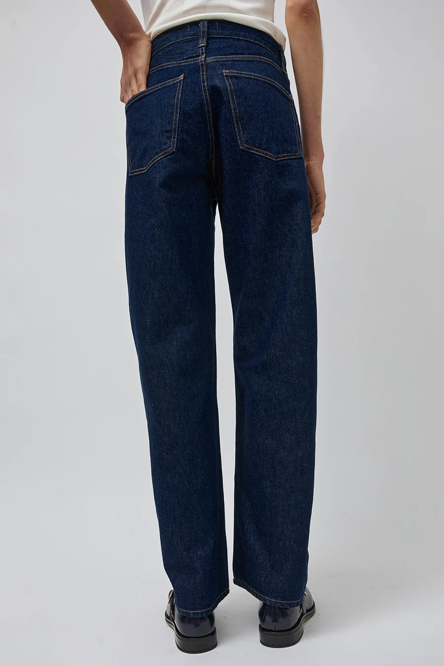 Agolde Arc Jean in Rinse - Image 5