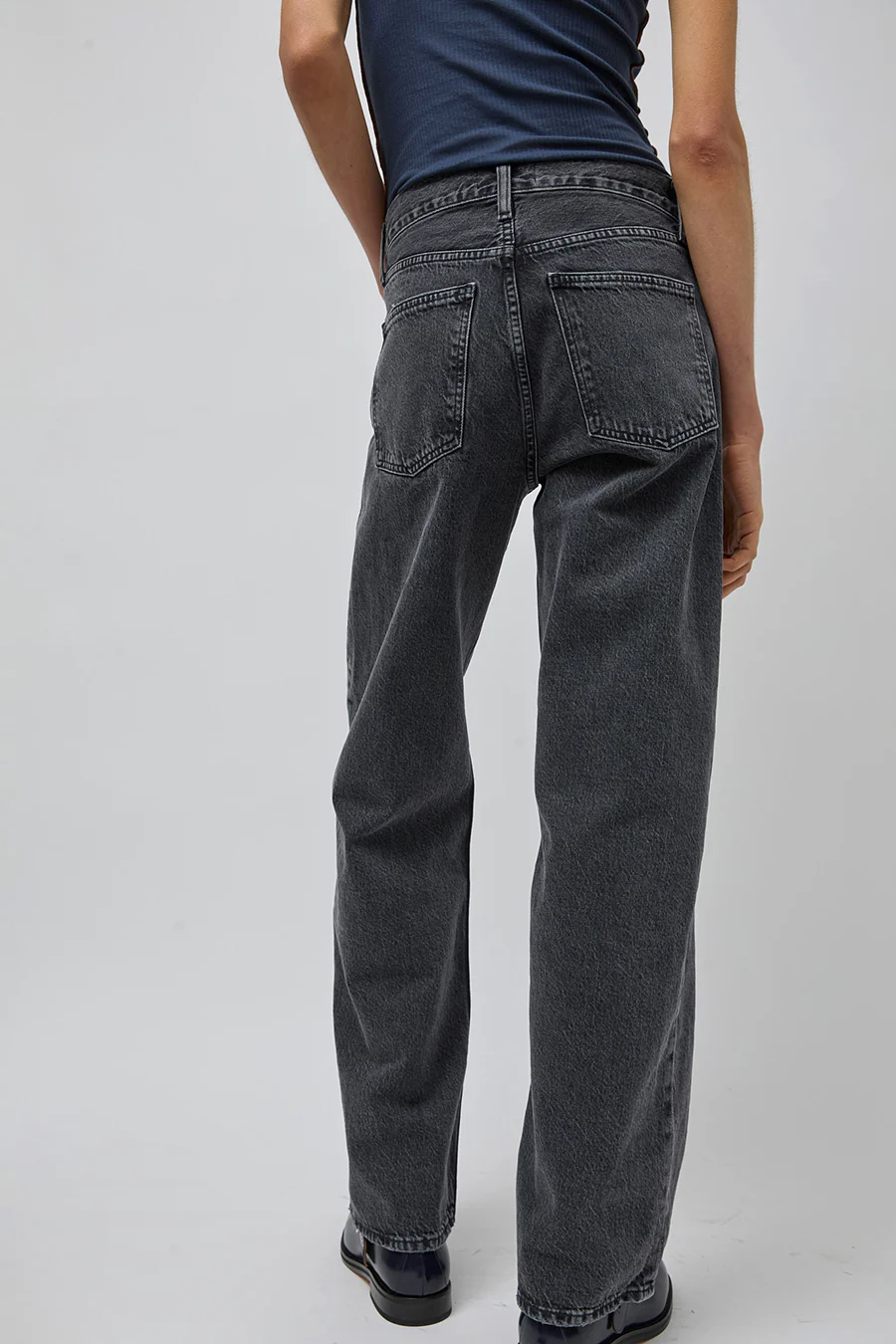 Agolde Arc Jean in Symbolic - Image 5