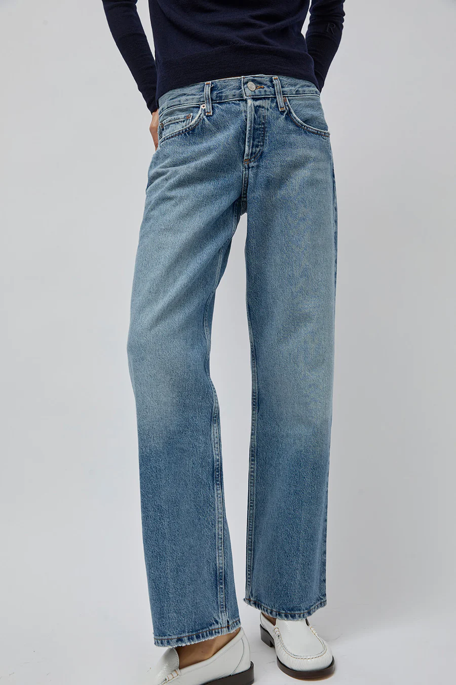 Agolde Low Rise Loose Jean in Vault - Image 3