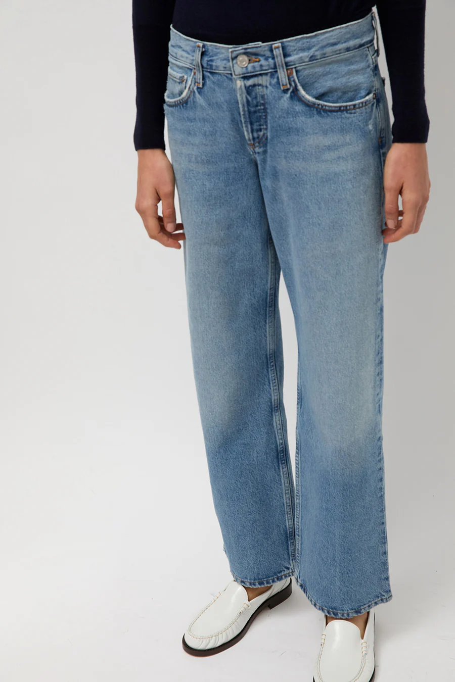 Agolde Low Rise Loose Jean in Vault - Image 6