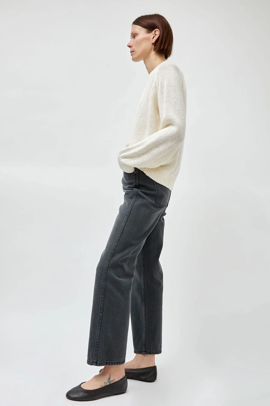 B Sides Plein High Rise Straight Jean in Stil Black - Image 4