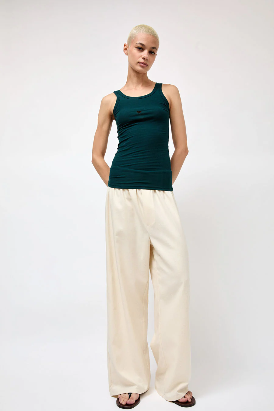 Baserange Heart Tank in Hirsu Green - Image 5