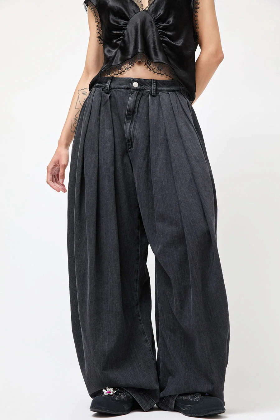 Collina Strada Lightweight Denim Simone Pant in Charcoal - Image 3