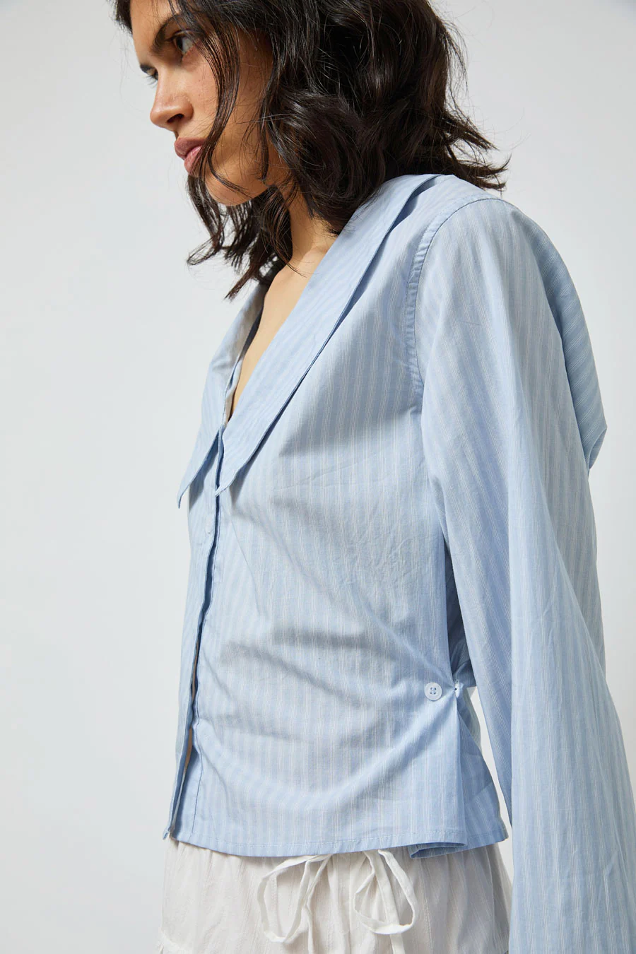 Deiji Studios Waist Button Shirt in Lake Blue Stripe - Image 3