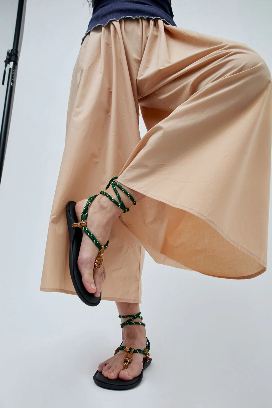 Flòwze Flò Twin Sandal in Forest Green and Hazelnut - Image 4