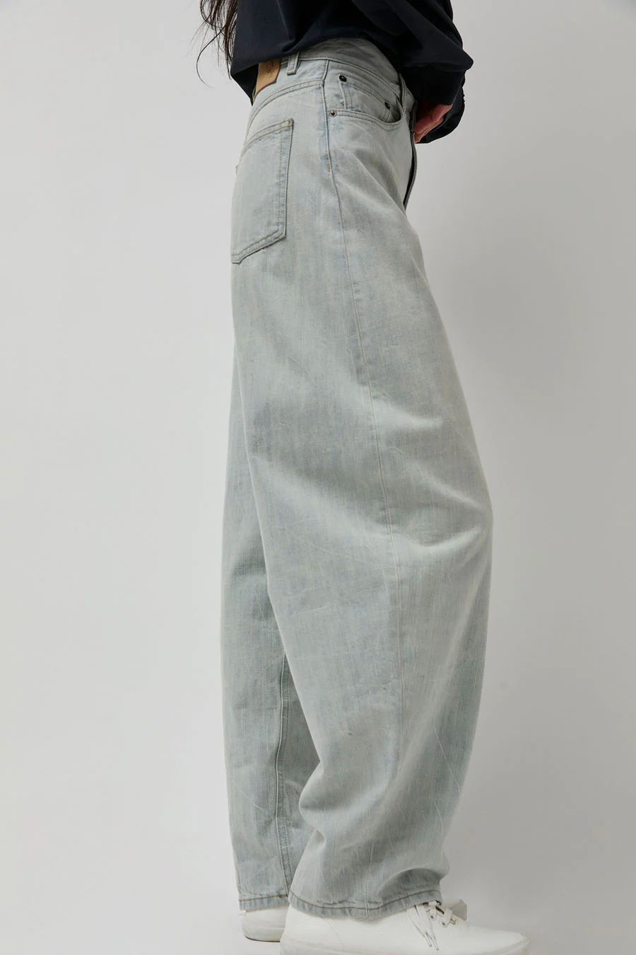 Haikure Bibi Jeans in Heavenly Wash - Image 4