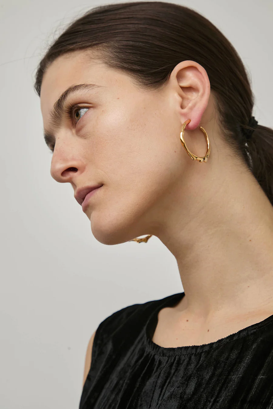 Hannah Jewett Large Wet Look Earrings in Gold Plated Brass - Image 4