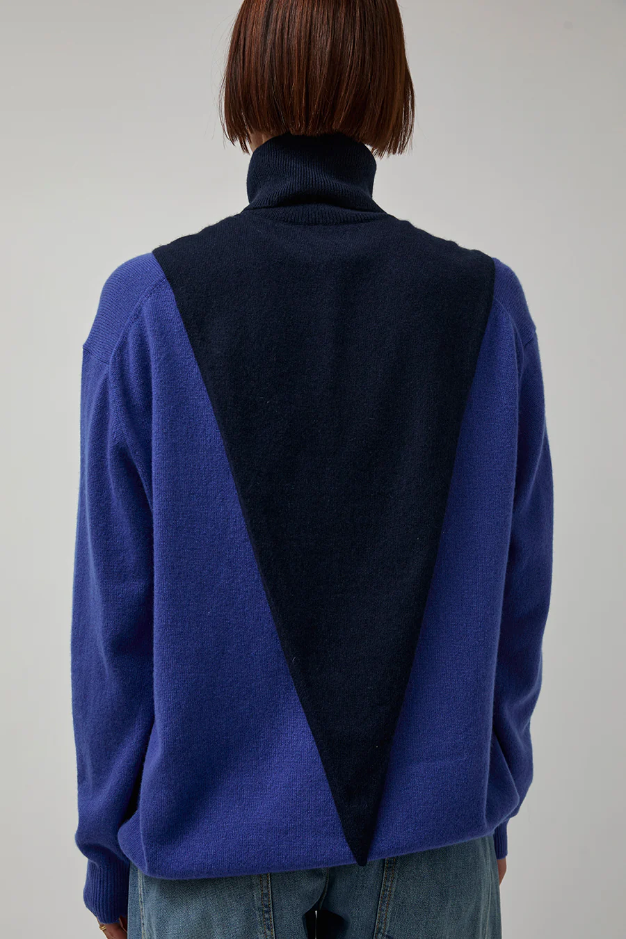 Hannayoo Works Dia T Bandana in Navy - Image 4