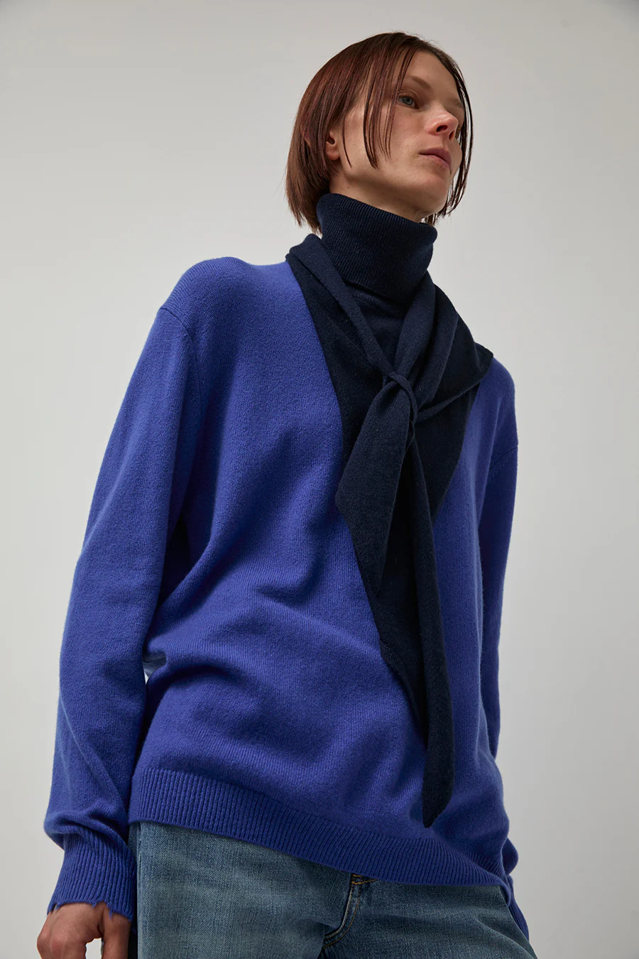 Hannayoo Works Dia T Bandana in Navy - Image 6