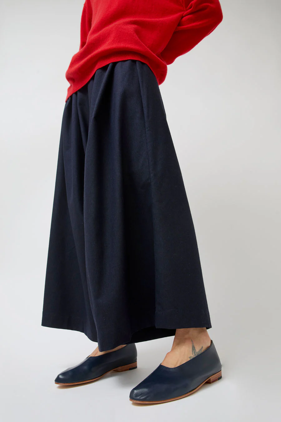 Martiniano Glove in Navy - Image 3