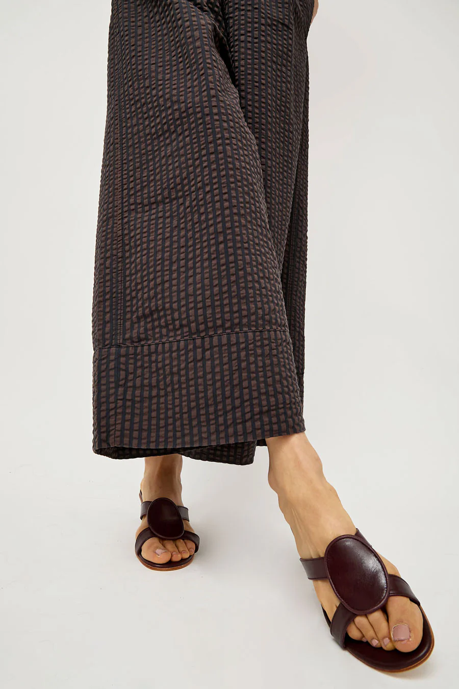 Martiniano Medalia Sandal in Oxblood - Image 3