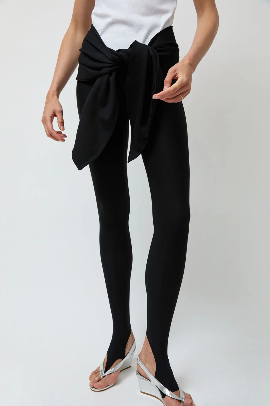 Michelle Del Rio Bianca Leggings in Black - Image 5