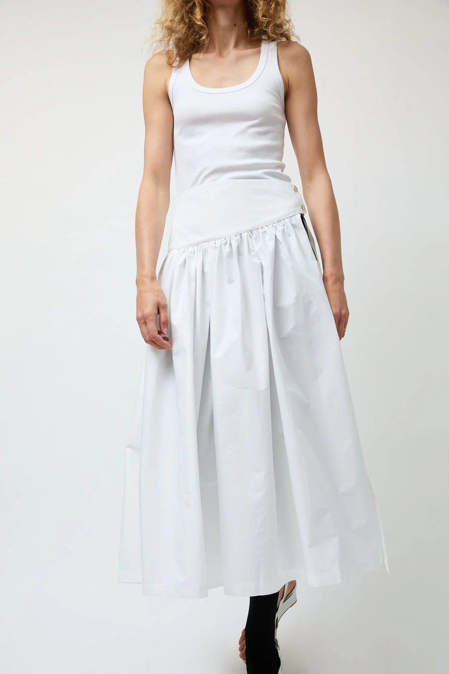 Michelle Del Rio Kiki Skirt in White - Image 4