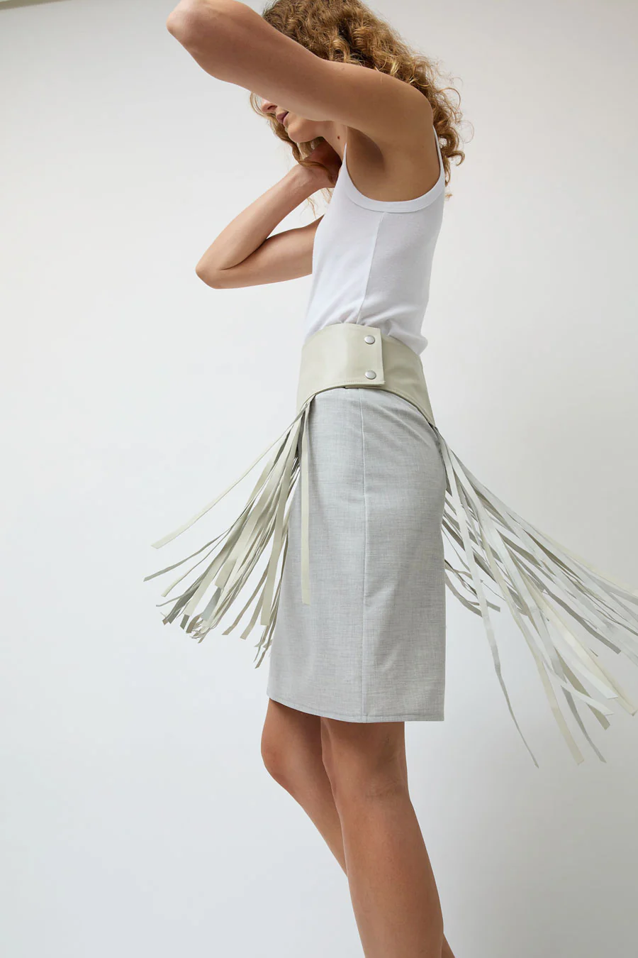 Michelle Del Rio Rio Leather Belt in Stone - Image 4