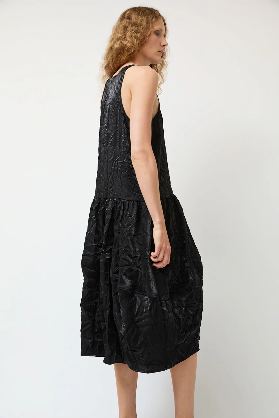 Modern Weaving Voluminous Tank Dress in Black Crinkle Habotai - Image 4