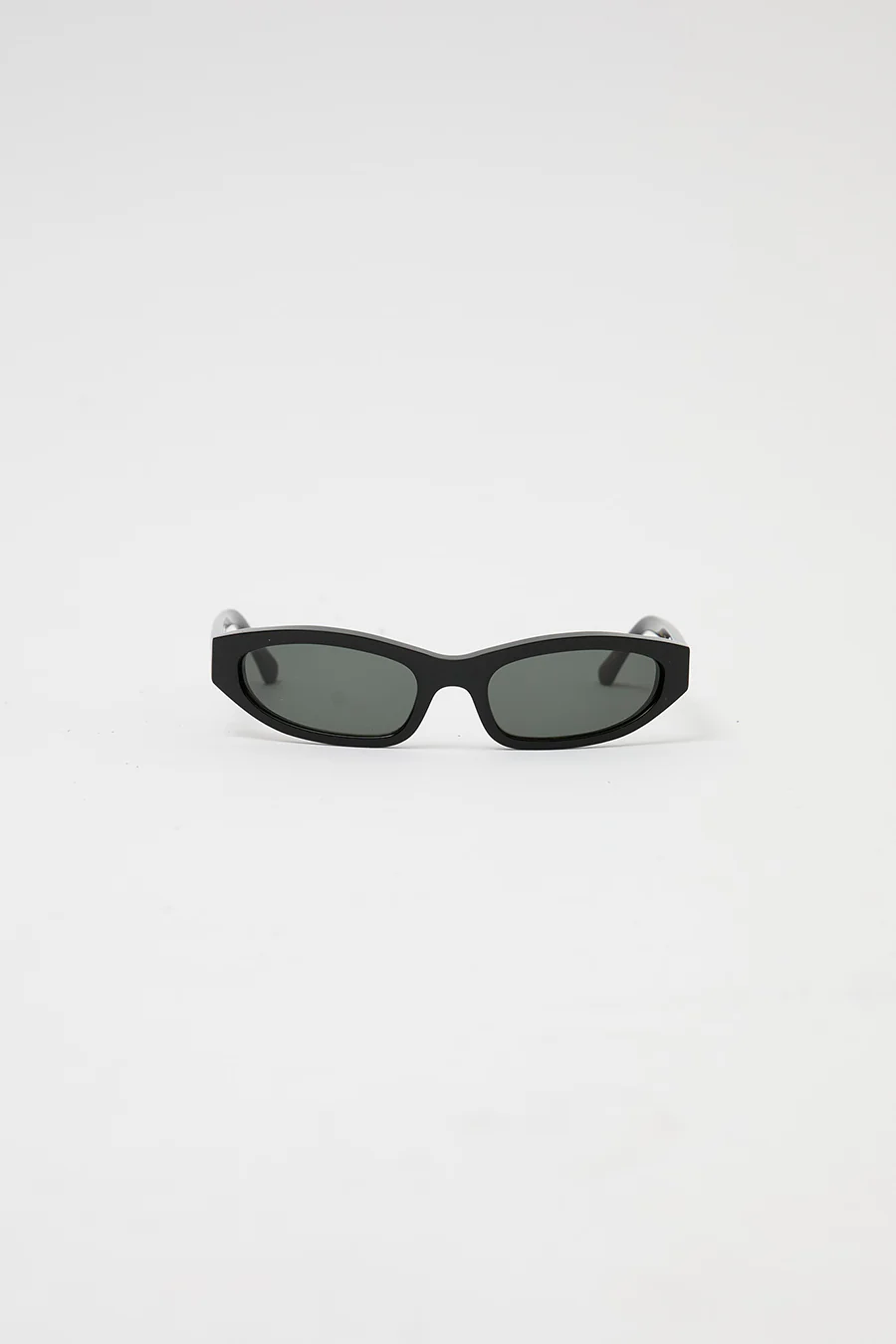 Monokel Miles Sunglasses in Black - Image 3