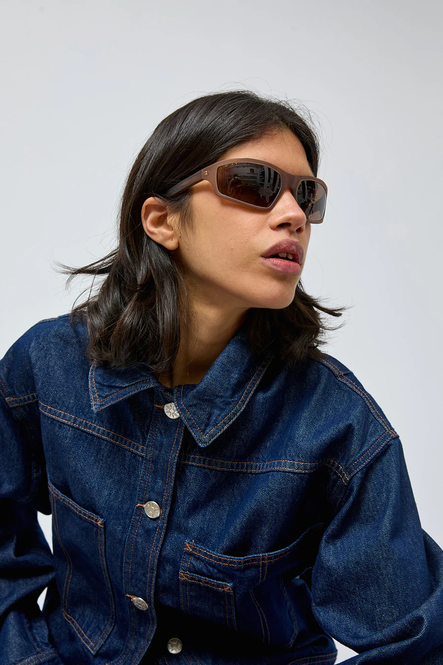 Monokel Raven Sunglasses in Matt Cola - Image 3