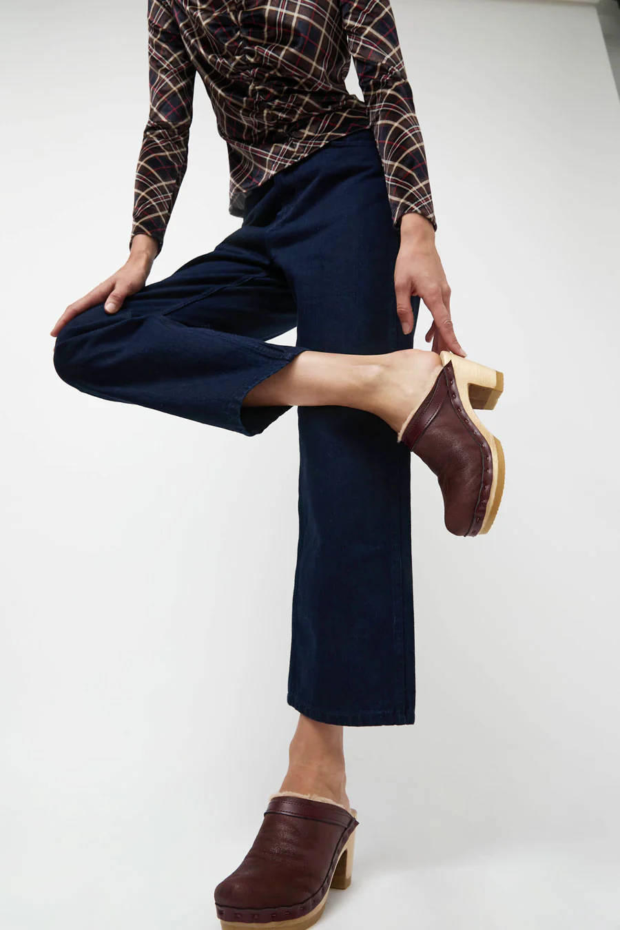 No.6 Dakota Shearling Clog on High Heel in Spitfire and Maroon - Image 2