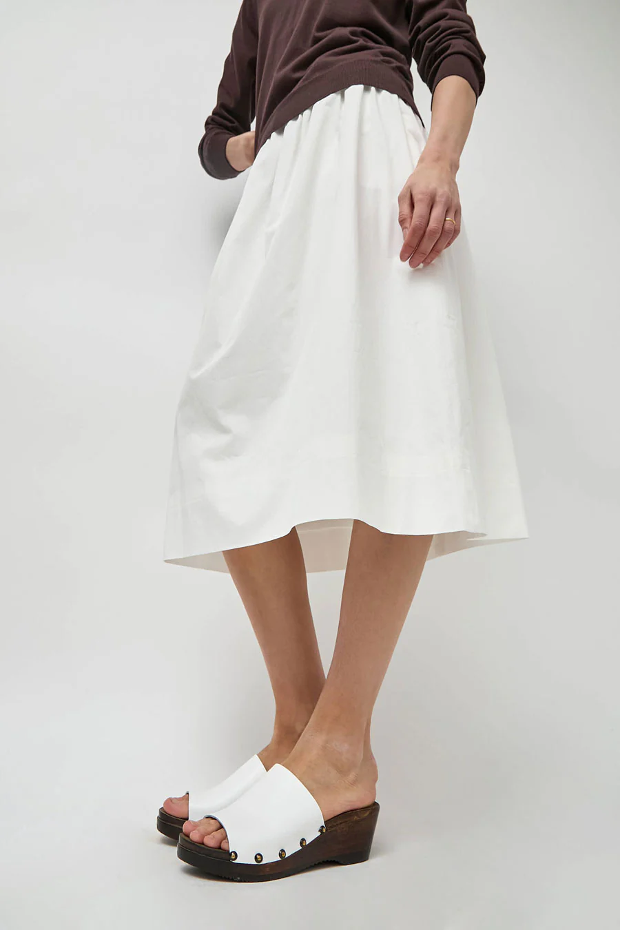 No.6 Leah Clog on Mid Wedge in White on Cocoa Base - Image 3
