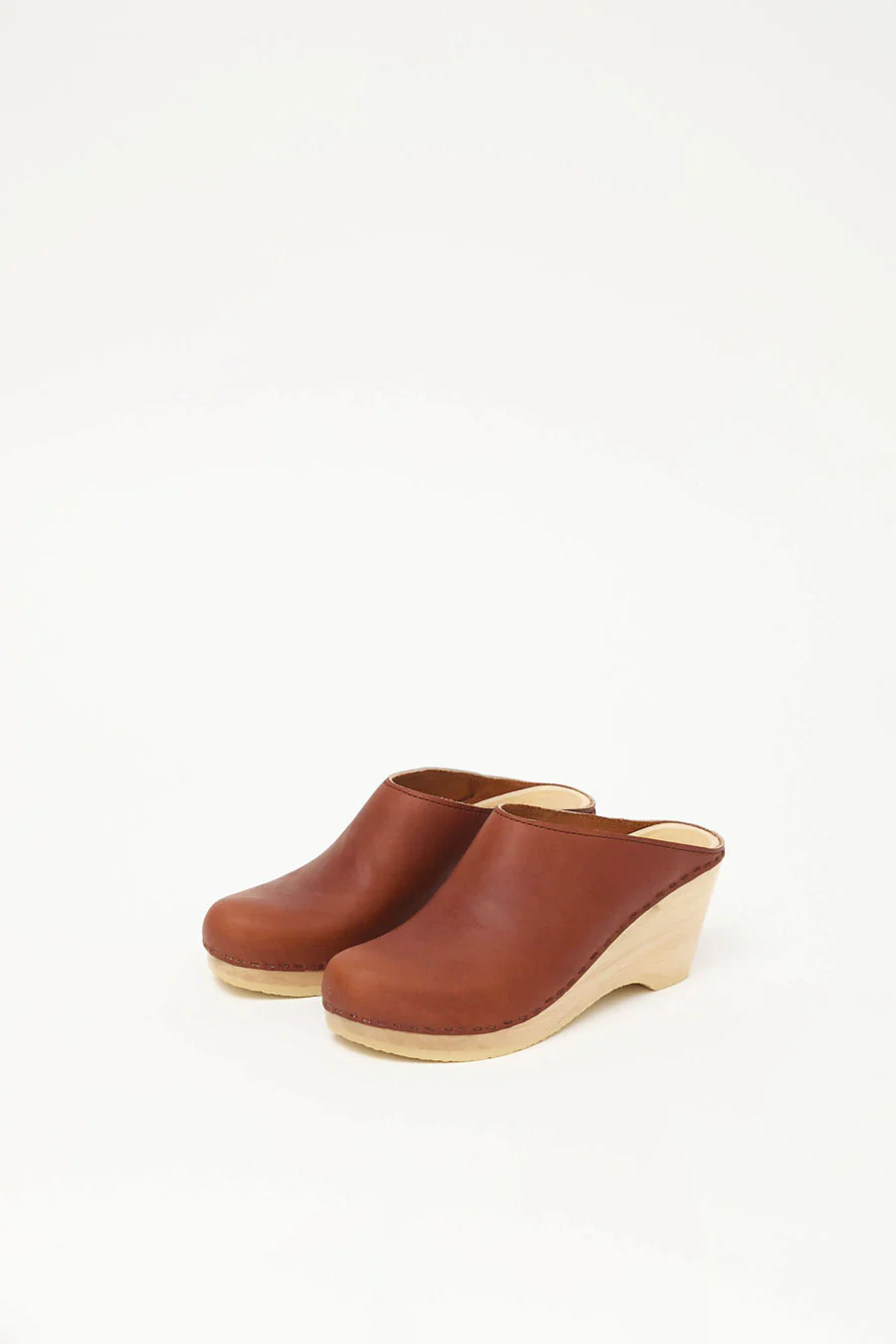 No.6 New School Clog on Wedge in Bourbon - Image 2