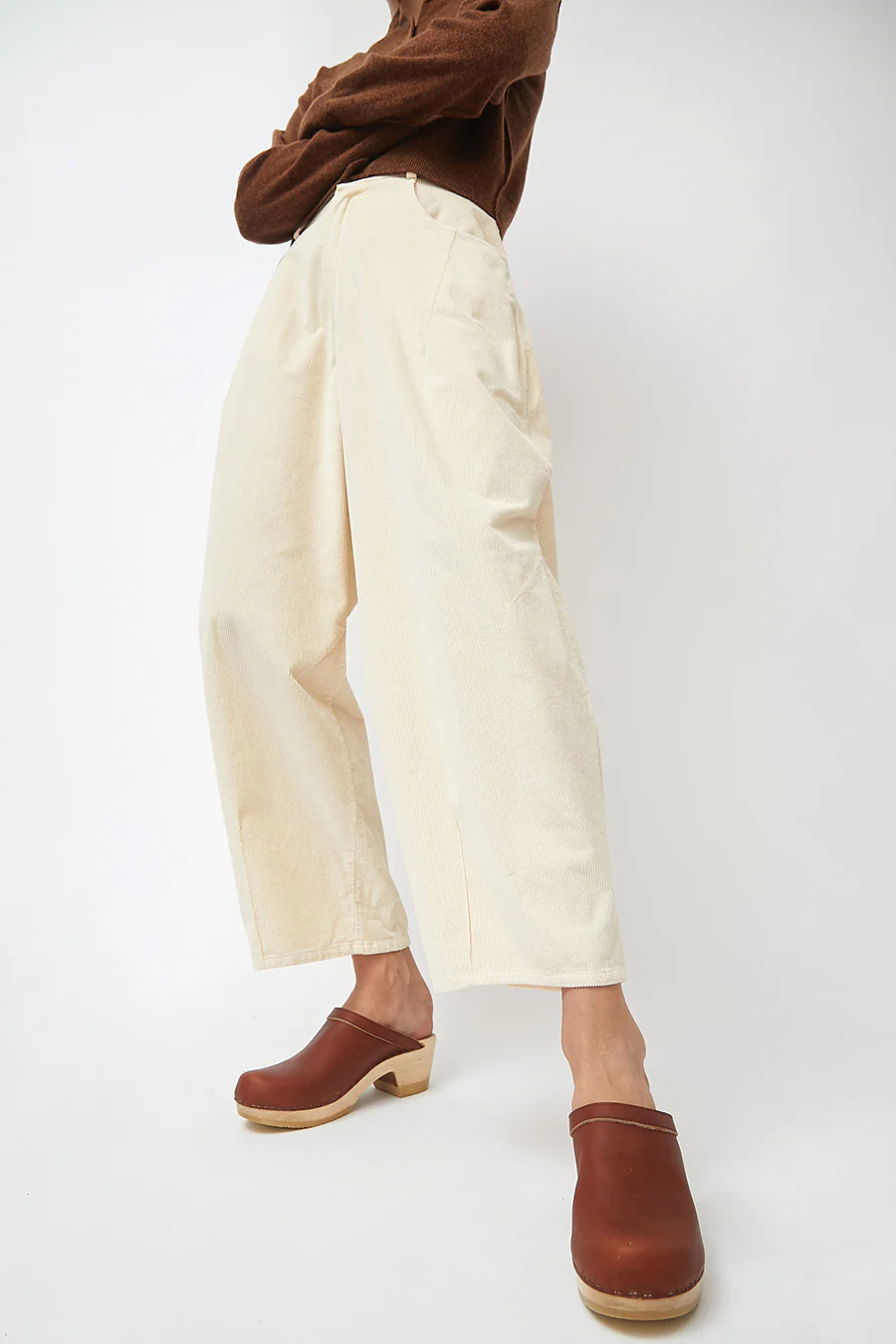No.6 Old School Clog on Mid Heel in Bourbon - Image 3