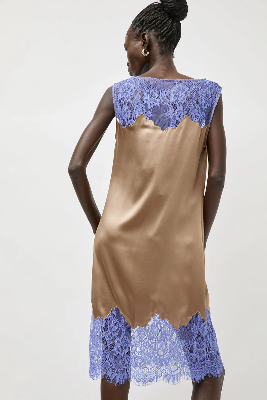 No.6 Oyster Dress in Tan and Blue - Image 5